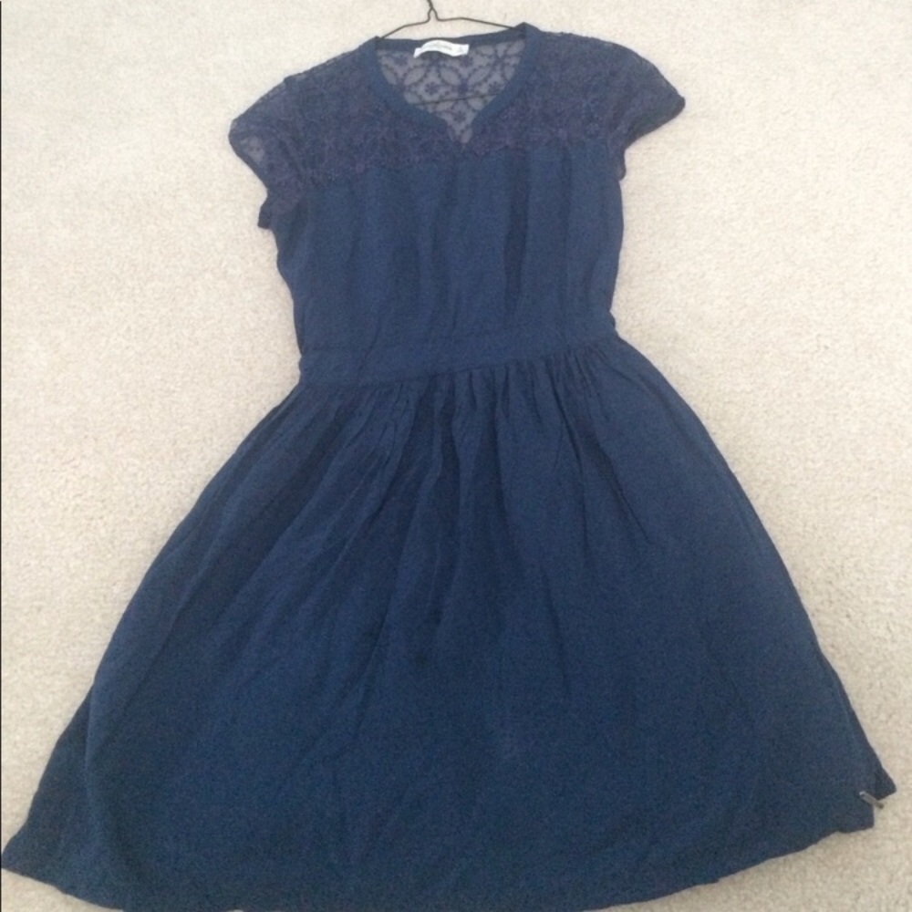 Lace dress